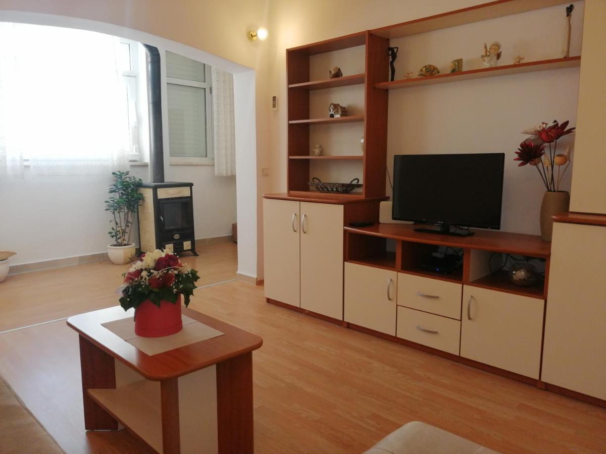 Apartments Doris & Petra ล็อควา โรโกซนิตซา ภายนอก รูปภาพ